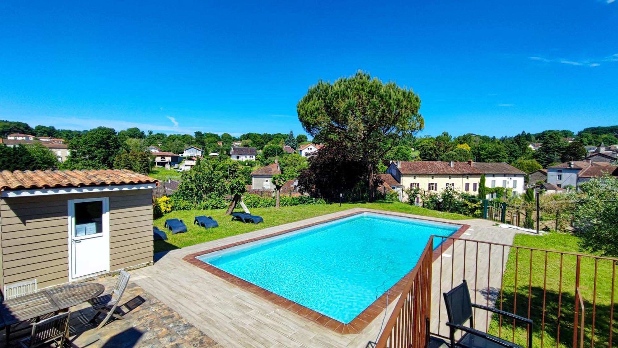 Logis Grand Hotel Pelisson Nontron Exterior foto